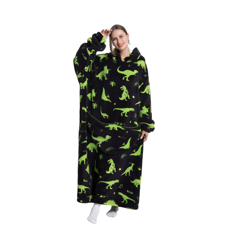 Svart oversized hoodie med grönt dinosauriemönster, lång modell
