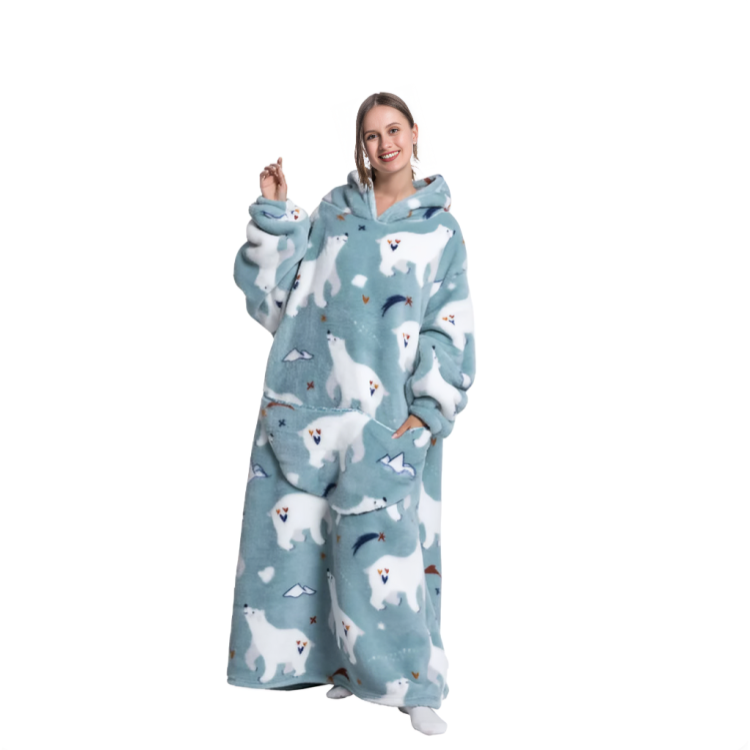 Ljusblå oversized hoodie med isbjörnsmönster, lång modell