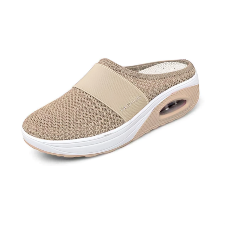 Beige: Ergonomiska mesh-tofflor med luftkuddesula i beige – Dam, sedd från sidan