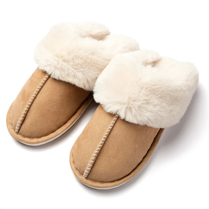 Varmfodrade tofflor i beige med fuskpäls och halkfri sula